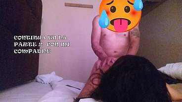 COMPADRE ME AYUDA A GRABAR UN VIDEO SUCIO A MI ESPOSO Y ME HACE GRITAR DE PLACER PART 1