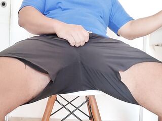 Reviso los movies de mi hermanastra donde abre su pussy