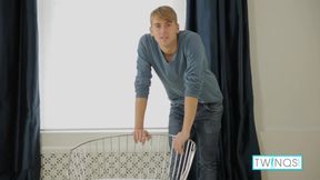 Owen K Touches His Asshole While Jerking Off To Cum On Top!