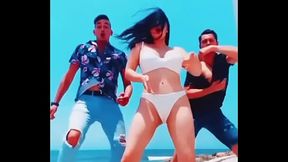 Lizbeth ense&ntilde_a su hermoso culo