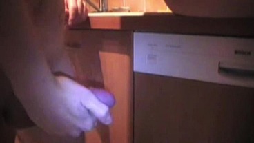 twink fucked by xxl guy in his kitchen