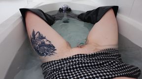Leather Boot Fetish Wet Bath Dildo Masturbation 4K