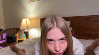 4:20 Stenede teenagere har et varmt fuck. CALIFORNIABABE sluger min sperm