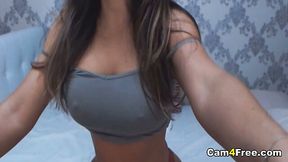 Sexy Pussy Masturbation of Horny Webcam Babe
