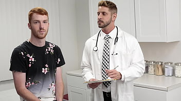 Doctor Administrates the Protein Dose Directly in The Twink&#039_s Ass - Doctorblows