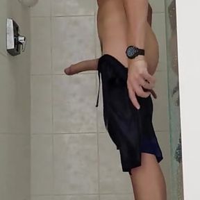 FULL VIDEO- Johnholmesjunior in real risky public shower and solo show in busy vancouver mens room