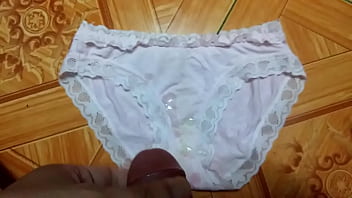 Sịp hồng hồng đ&aacute_ng y&ecirc_u | Cum on panties compilation the best!