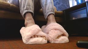Toe Wiggling Pink Fuzzy Slippers