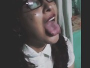 Estudiante sexy ingenua