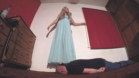 Dancing Sophie 653 FLOOR CAM