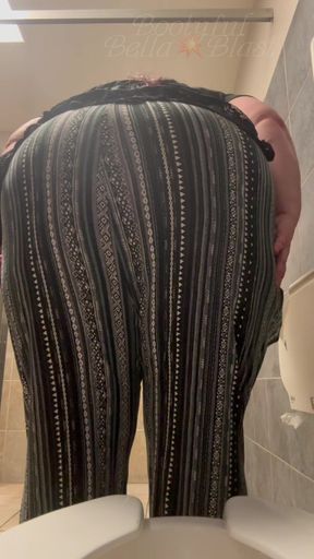 Leggings Fart Compilation 2: Gassy BBW Girl Rips in Tight Pants by Bella Blast