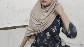 Desi girl ko paise dekar jabar dasti pakad ke pel diya