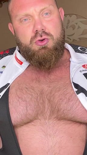 Lycra Fetish Metal Bending with Jerking Cum Eating