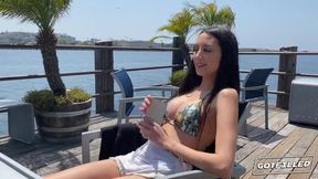 Spontaneous Beach Encounter: Natalia Nyx's Wild Adventure with a Stranger - Featuring Romeo Mancini!