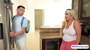 Hot stepmom Tiffani Madison rides and sucks stepson's cock in a marathon