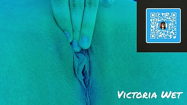 Victoria Wet - masturbation in the solarium