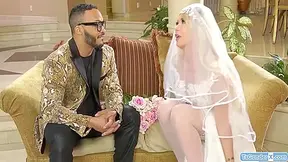 Aubrey Kate In Ts Bride Cheating With A Guy Getting