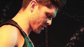 ”Muscular Devin Franco Barebacks Bottom Grant Ducati Deep”