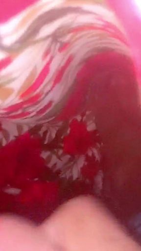 raat ko kambal ke ander hila ke nikal diya lund ka sara paani, real sex   Clip 1