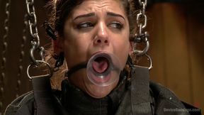 Bonnie Rotten submits and squirts to Master Orlando