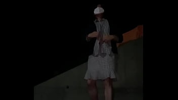 熟女装の深夜露出