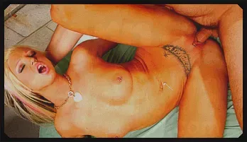 Sexy Blonde Want to Ride High