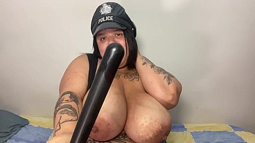 Bbw policial goza com bastão na buceta - Mary Jhuana