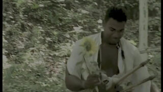 Franco Roccaforte golpea el culo apretado de Hana Melonova hasta descargar una corrida masiva