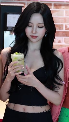 Curvy black K-pop fan gives a naughty belly dance in her professional