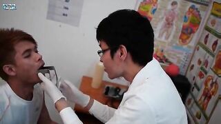 Doc twunk kinky culo checkup