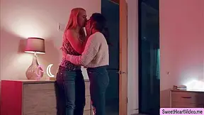 Is With Teen 18+ Steals Ti With Liv Wild And Sarah Vandella