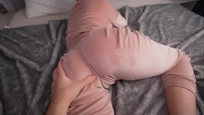 MILF Jenny Lux deepthroats and rides cock in POV