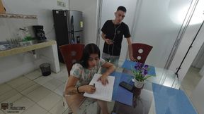 Beautiful Vayolet Masturbates Very Well Without Her Stepbrother Noticing - Porn in Spanish