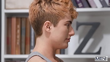 MEN - Drake Von Gives Noah Way A Deep Fuck And Shoots His Load On That Smooth, Shaved Pussy