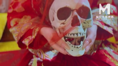 Horny Girl in Traditional Costume Gets Dirty to Pay Funeral