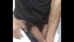 Tutorial de como andar de pau duro na rua