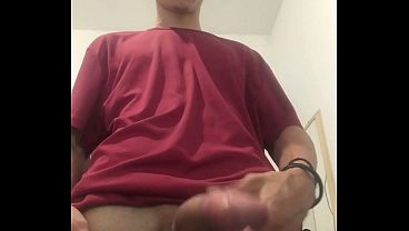 Novinho brasileiro gostoso provocando sem parar