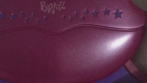 BRATZ! TV PLUG N PLAY GAME JUST BOUGHT PROFIT PERCENT SITTING