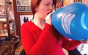 A big blue balloon gives me an orgasm over and over again wanna see how?