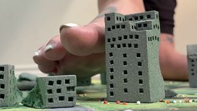 K5 get out and worship my feet!!