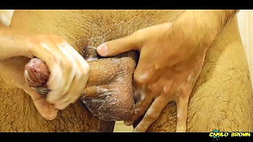 Sexy Masturbating slowly in the shower and massive cumshot - Camilo Brown