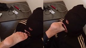 I'M BACK, EXTREME REVERSE FOOT GAGGING 15 MINUTES NO STOP SIZE 40