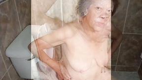 ”HELLOGRANNY Latina Moms Got Their Bodies Shown To The Internet”