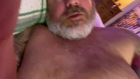 Chub has lots of cum