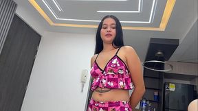 My best friend's stepsister invites us to spend a very quiet afternoon with friends  What my friend doesn't know is that she has planned a hard fuck and that I cum really hard