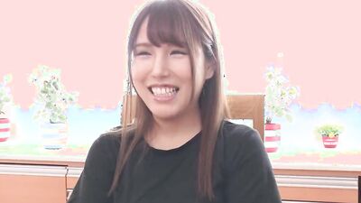 Chika Arimura has a beautiful face and a wish for some fun