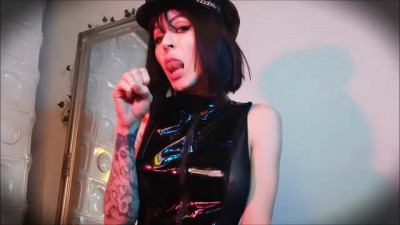 Make out with your own dick