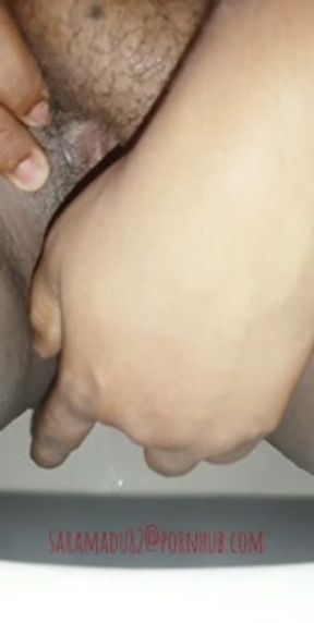 HORNEY AUNTY fingering