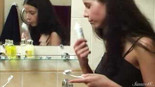 Self Pleasing Coed Anoushka Found Another Use For Her Tooth Brush!