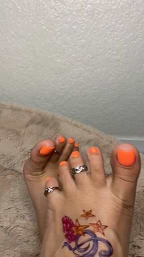 Peach Pedicure HOT SOLES